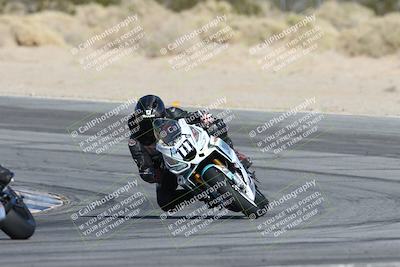 media/Dec-07-2025-CVMA (Sun) [[3e7d2de5dc]]/Race 7-Formula Lightweight Twins Shootout/